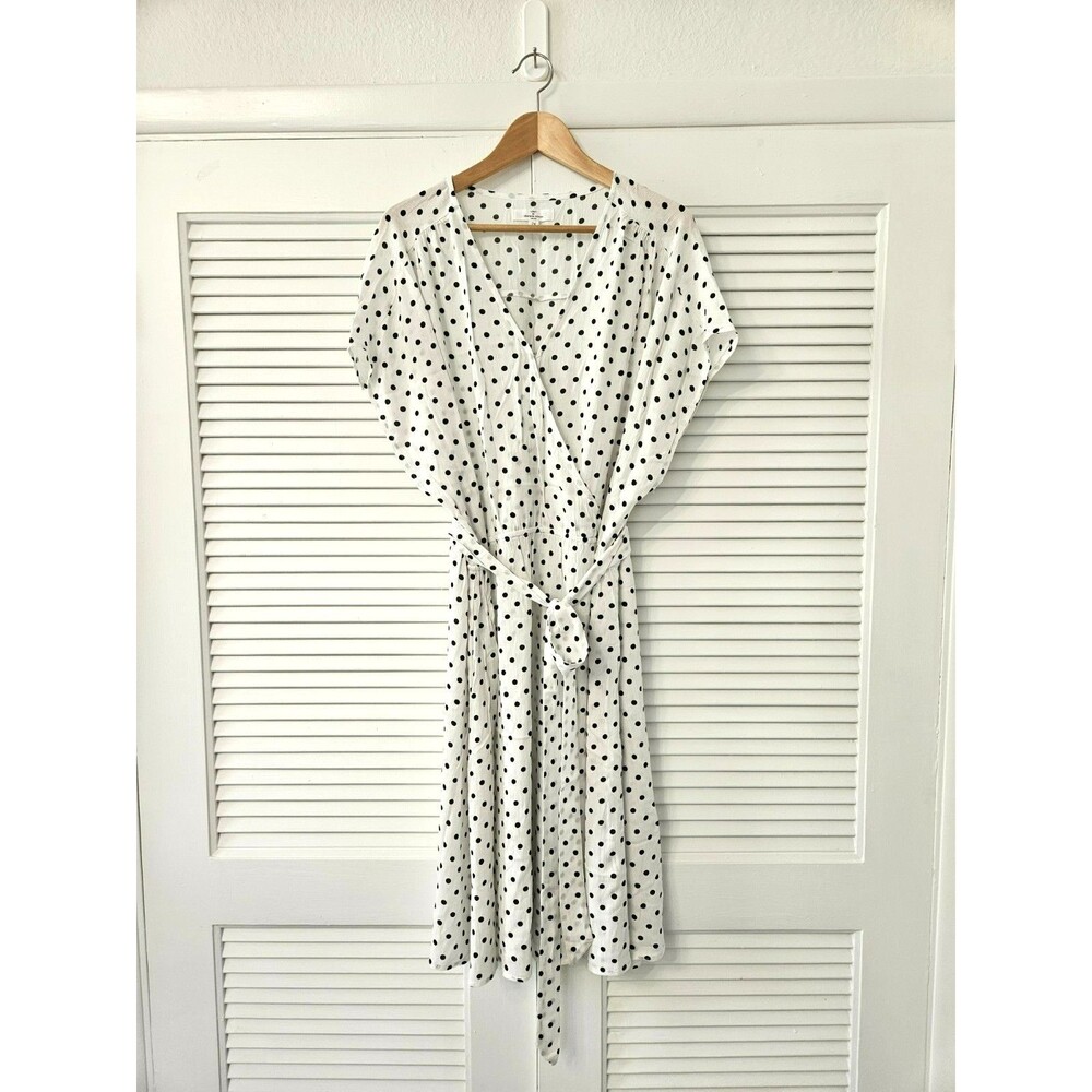 Gray by Gray Social White and Black Polka Dot Midi Dress Size 2x  Belted Rayon